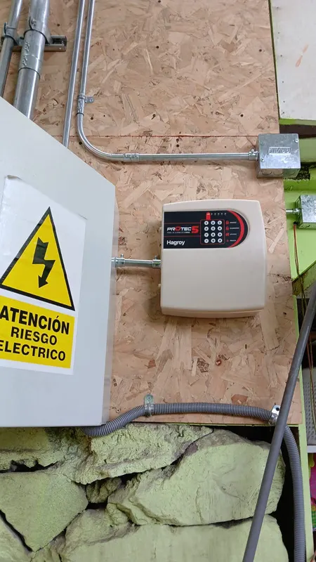 Cerco eléctrico y fotoeléctrico - TEC COM